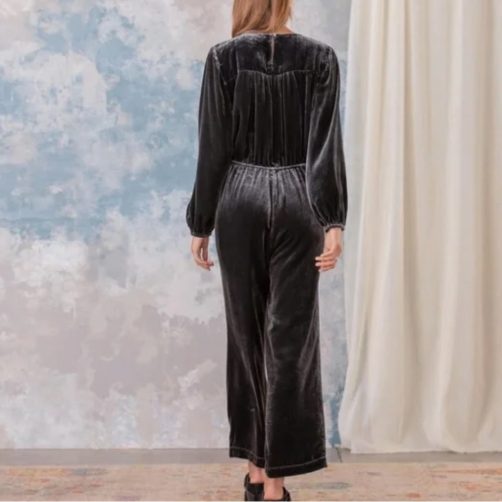 Sundance black velvet jumpsuit size pxxs - Picture 2 of 5